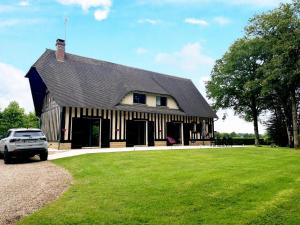 Maisons de vacances Belle longere normande avec piscine chauffee : photos des chambres