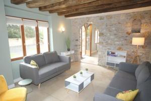 Maisons de vacances Gite de 11 personnes a la campagne : photos des chambres