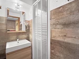 Appartements CAL02 - Studio 4 Pers centre des Carroz : photos des chambres