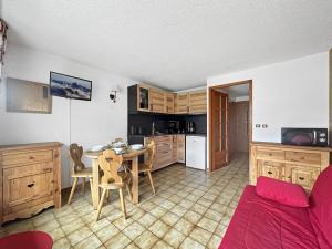 Appartements CAL02 - Studio 4 Pers centre des Carroz : photos des chambres