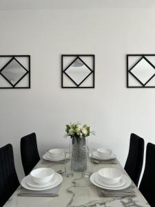 Hemel Apartments - Serenity Suite