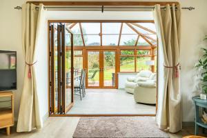 The Barn at Burfords with wood fired hot tub