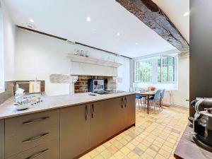 Villas Keriner manoir 10 pieces avec parc arbore : photos des chambres