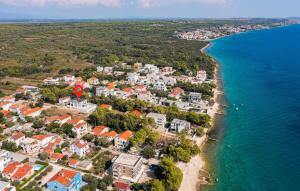 Stunning Home In Petrcane