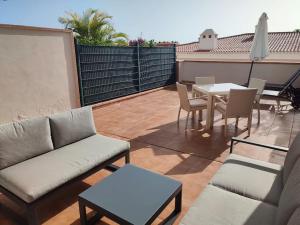Luxury Townhouse in Puerto de Santiago, with WIFI, AC, Pool
