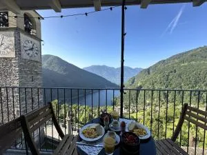 Bright studio with panoramic view of Valle Verzasc - Mergoscia