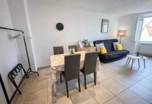 Appartements Meuble classe 3 etoiles Centre Ville de Ceret : photos des chambres