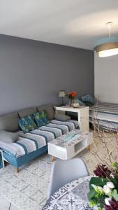 Appartements Appartement de 51 m2 avec jardin de 51 m2, parking prive : photos des chambres