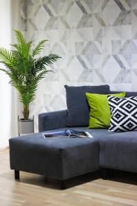 Sara - Stylish Apt with Balcony near Piata Obor