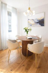 Charming 2Bed Home in the City Center