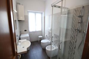 Appartamento con 2 Camere da Letto e Balcone