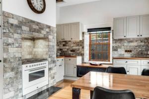 The Old Coach House c1850s Private cottage