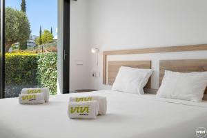 ViVi Homes - Amore Luxury ,Garden, Pool & Sauna