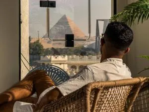 Fancy Pyramids' view, Giza's Gem - Kafr Ghaţāţī