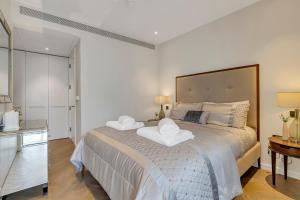 Guest Favourite Apartment at Battersea Power Station close to Chelsea London