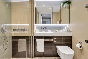 Guest Favourite Apartment at Battersea Power Station close to Chelsea London