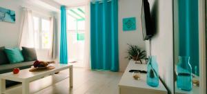 LOUISE 1 minuto a pie del mar