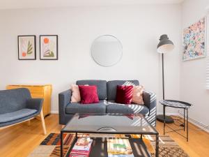 Bright modern one bed apartment - Bath city centre - Pass the Keys