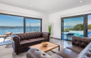 Awesome Home In Crikvenica With Sauna 