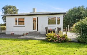 Stunning Home In Samsø With Wifi