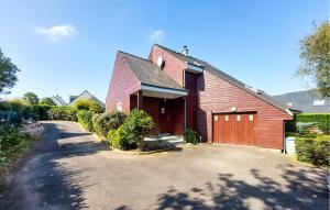 4 Bedroom Stunning Home In Gouesnach