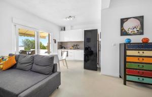 4 Bedroom Stunning Home In Jarebinjak