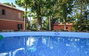 Cozy Home In Cappone Di Vallefoglia