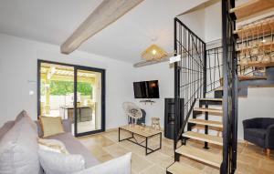 4 Bedroom Gorgeous Home In Tournissan