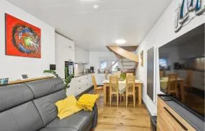 2 Bedroom Cozy Home In Manderscheid - Eckfeld