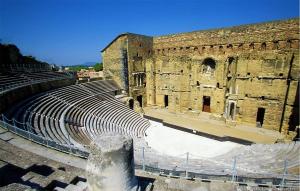 Maisons de vacances Stunning Home In Orange : photos des chambres