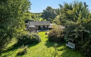 2 Bedroom Awesome Home In Fårevejle - Føllenslev