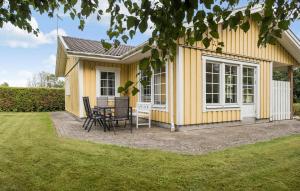 3 Bedroom Cozy Home In Hørve