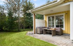 3 Bedroom Cozy Home In Hørve