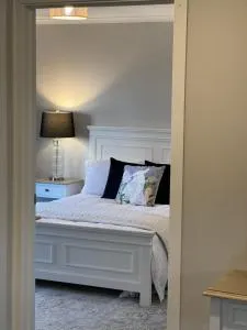 Lake view family house - Coldstream