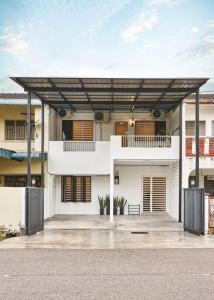 Ipoh South Homestay 8-16pax 10mins to attraction