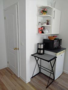Appartements Studio independant location courte duree a proximite du Lycee International : photos des chambres
