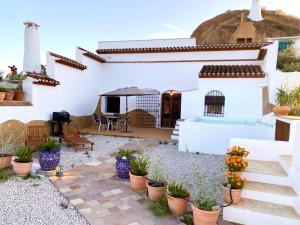 Cuevas Oro y Arcilla