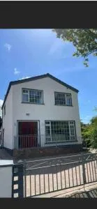 Beechwood Lodge - Commeen