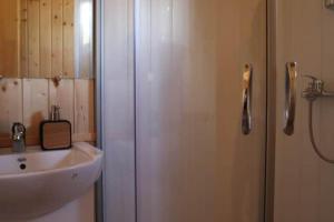 Campings Roulottes cocooning au coeur des Landes : photos des chambres