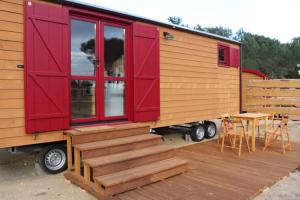 Campings Roulottes cocooning au coeur des Landes : photos des chambres