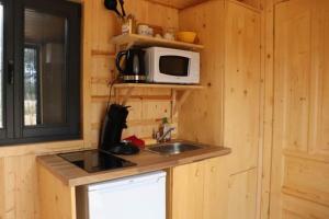 Campings Roulottes cocooning au coeur des Landes : photos des chambres