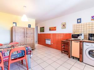 Apartment Giulia I by Interhome