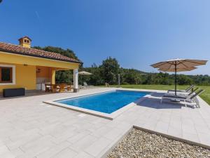 Holiday Home Villa Ana Lucija by Interhome