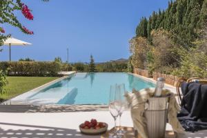 Exclusive Luxury Villa with Stunning Sea Views