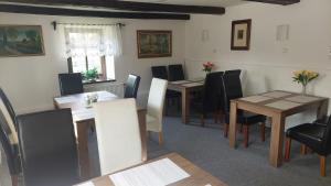 Penzion a restaurace U Strnada