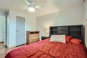 Vaulted Ceilings, Natural Light Apt near Olde Town