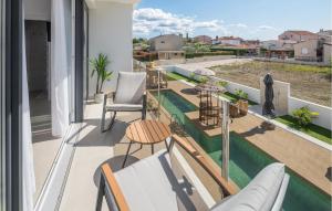 Nice Home In Vrvari With Wifi