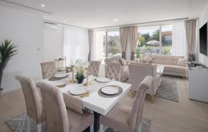 Nice Home In Vrvari With Wifi 