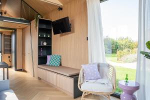 Luxe tinyhouse 2 op minicamping in waarde