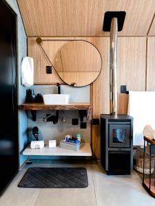 Celeiro Lake Village